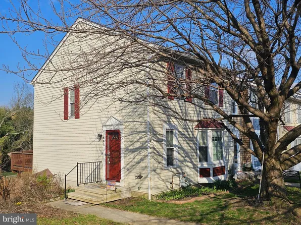 861 Century St, Hampstead, MD 21074