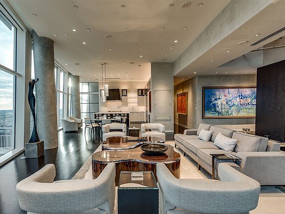 4th image of 1918 Olive St Unit 4202