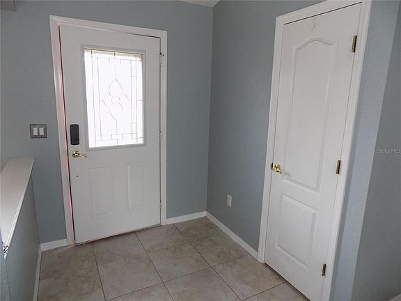 4th image of 2047 W Paragon Ln