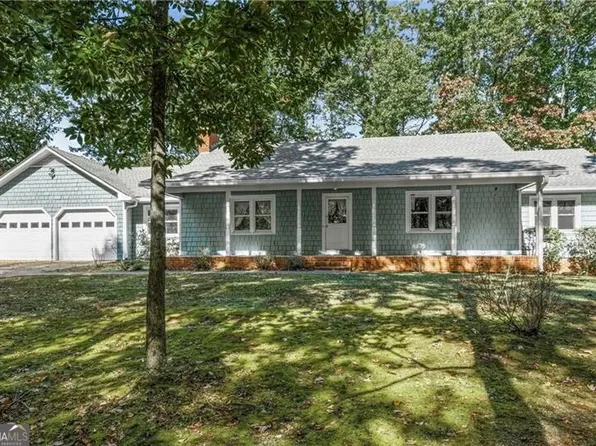 1300 Smithdale Rd, Cumming, GA 30040