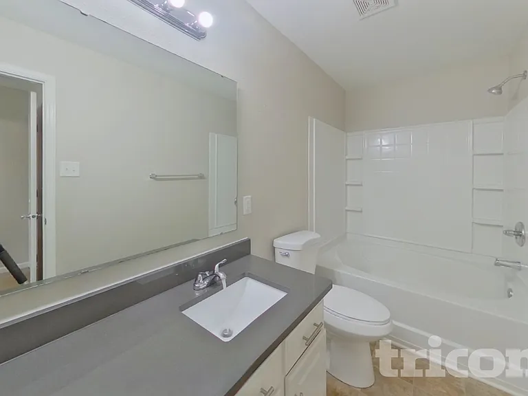 1117 Swearngan Ridge Ct — Photo 9