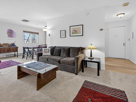 5th image of 135 Sterling Street #135