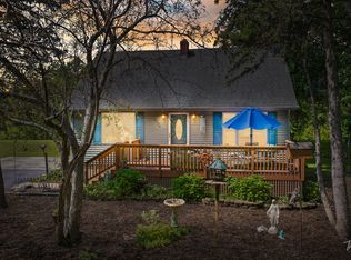 4734 Dumoulin Ave, Lisle, IL 60532