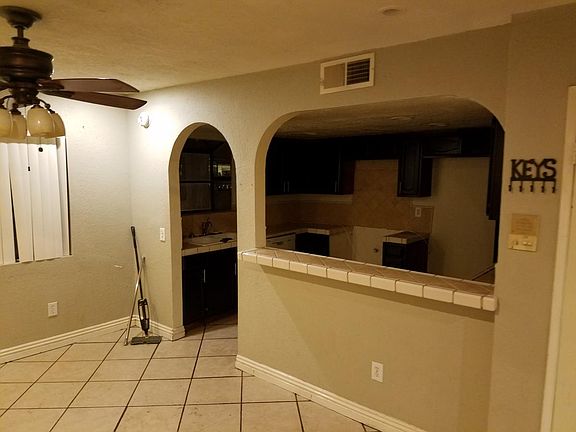 3rd image of 21930 Valerio St APT 7