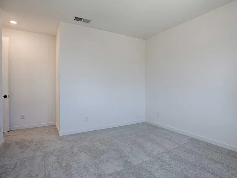 7131 Hakkan Dr — Photo 36