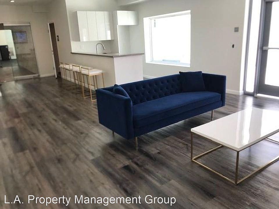 1st image of 22769 Del Valle St #406