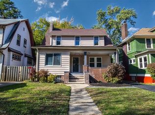 1068 Quilliams Rd, Cleveland Heights, OH 44121