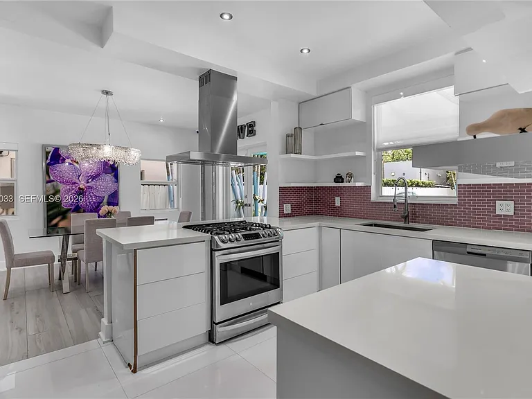 3470 Sheridan Ave #N/A — Photo 12