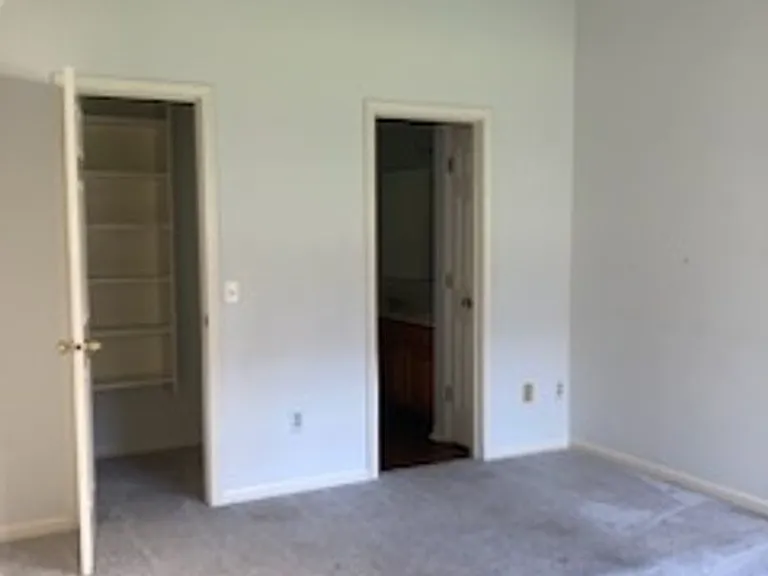 1116 Viburnum Dr — Photo 5