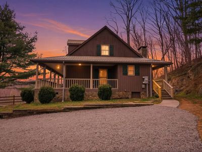(Undisclosed Address), Sugar Grove, NC, 28679