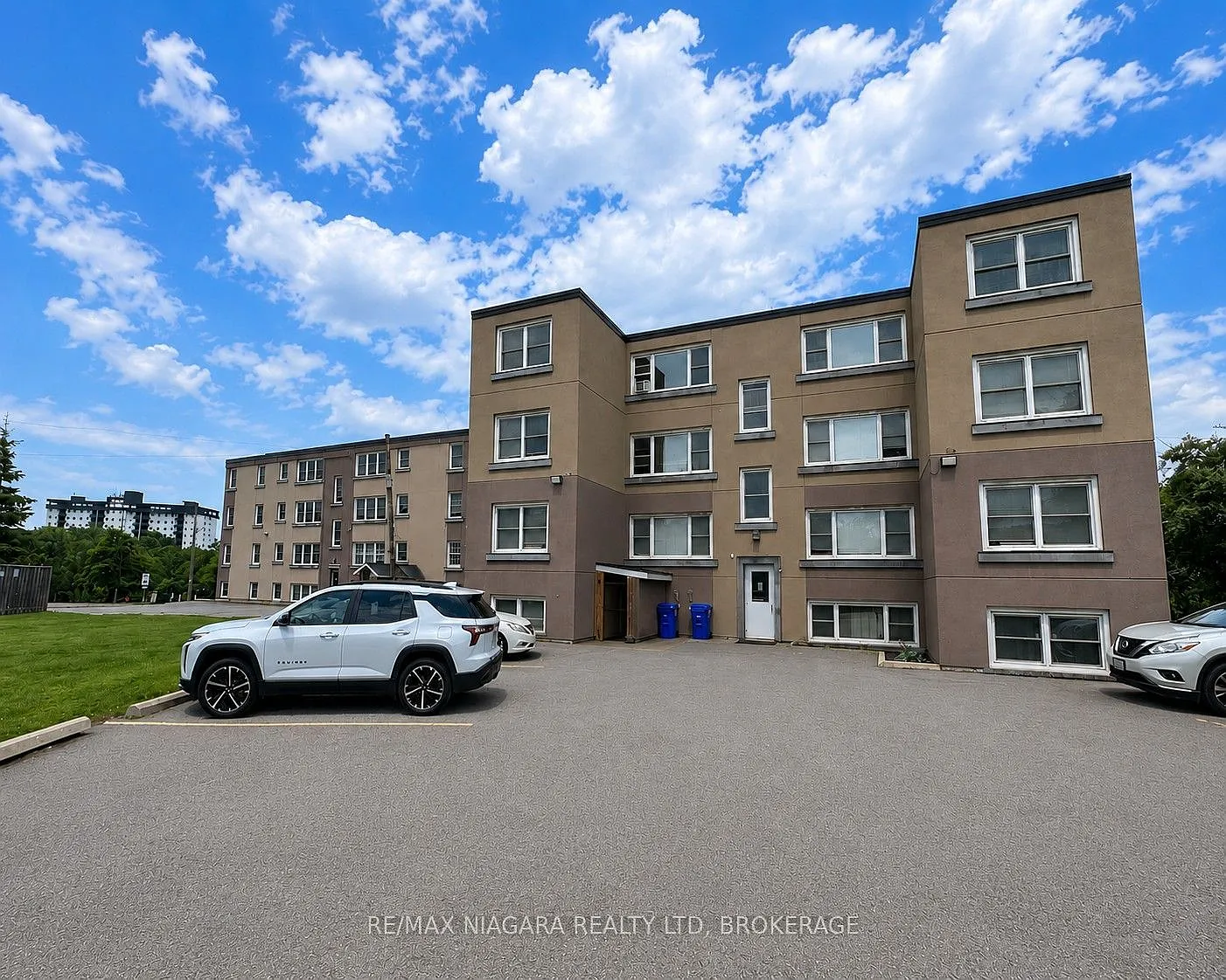 2 bed, $1,699 — Photo 2