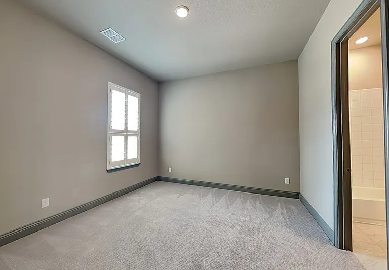 1930 Inwood Ln — Photo 12