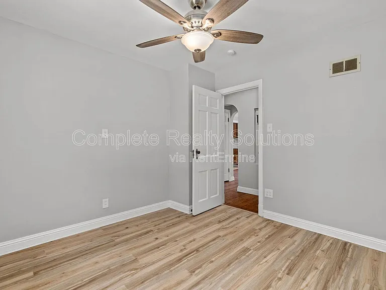 524 Gerald Pl — Photo 20