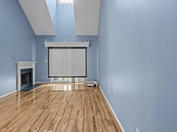321 Duke St, Norfolk, VA 23510