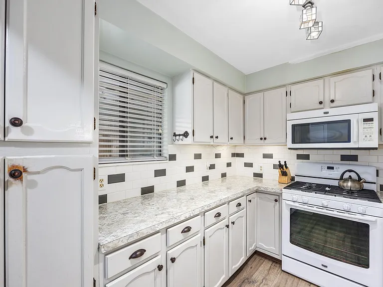 6542 Bella Vista Dr NE #A — Photo 8