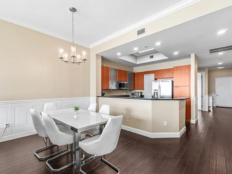 2650 Lake Shore Dr #2403 — Photo 7