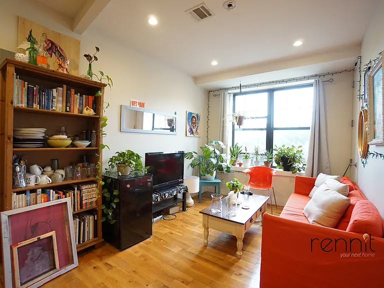 344 Starr St #3R — Photo 11