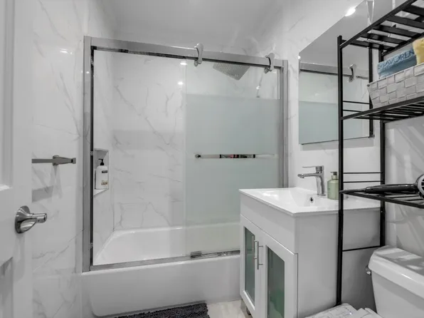 211-40 18th Avenue image 11 of 14