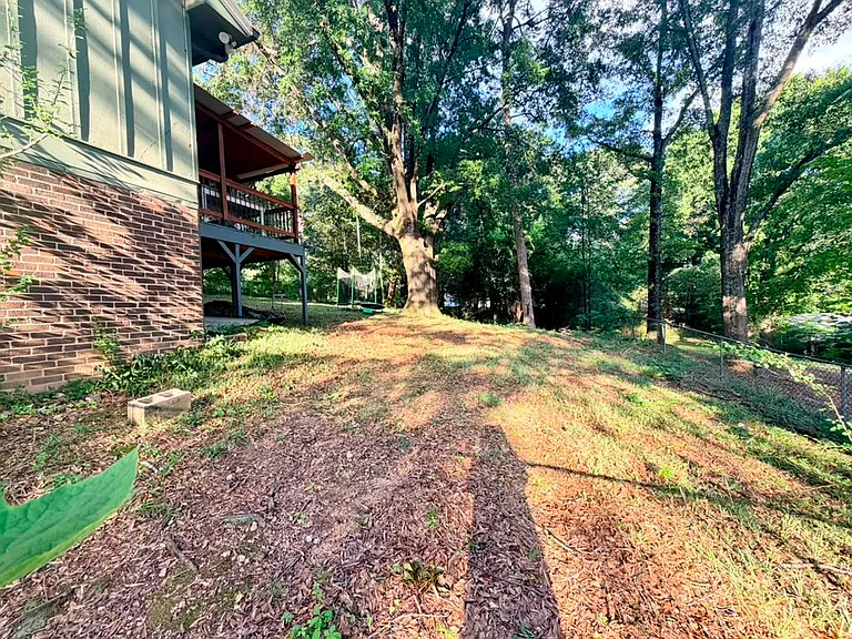 2313 Applewood Dr — Photo 29