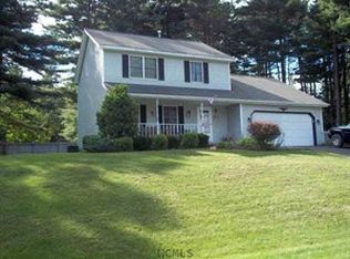 9 Walton Ct, Queensbury, NY 12804
