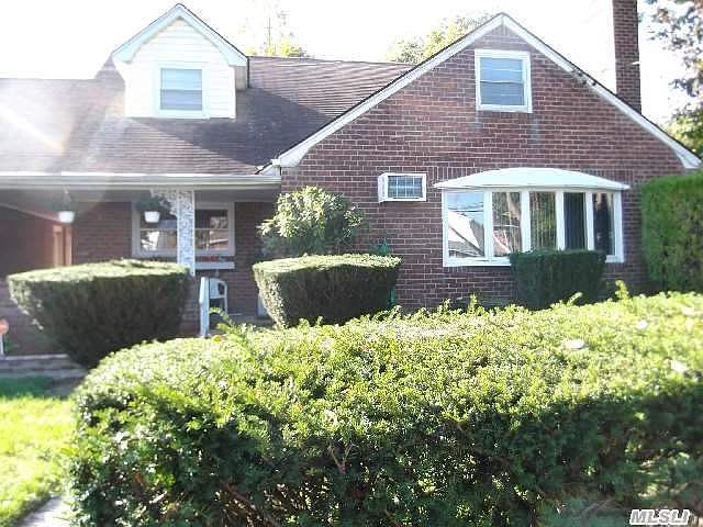 1st image of 40 Dorlon St