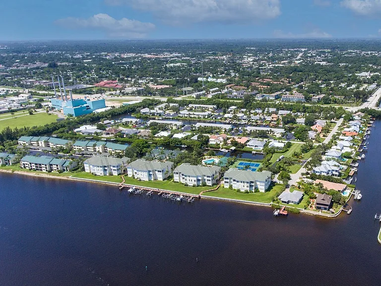 1860 Robalo Dr #203A — Photo 35