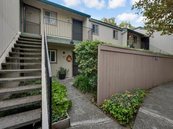 205 Stony Point Road #D, Santa Rosa, CA 95401