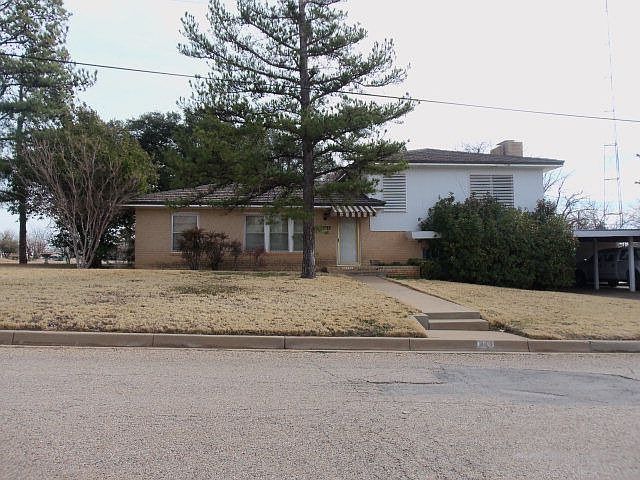 1st image of 944 Cedar St