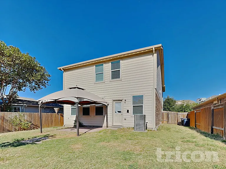 4821 Cedar Springs Dr — Photo 15