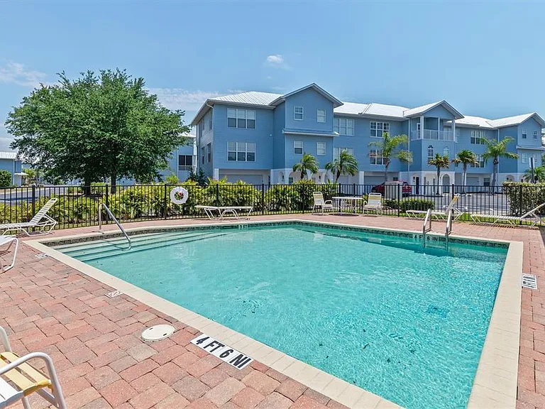 3923 Cape Haze Dr #302 — Photo 4