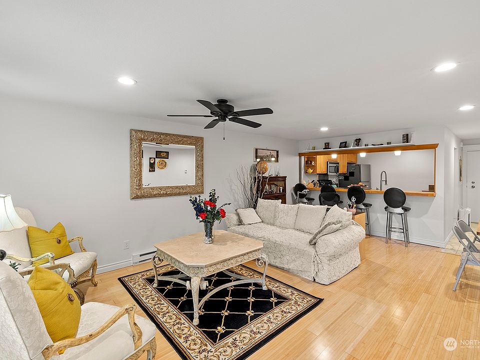 1st image of 13820 NE 65th Street #535