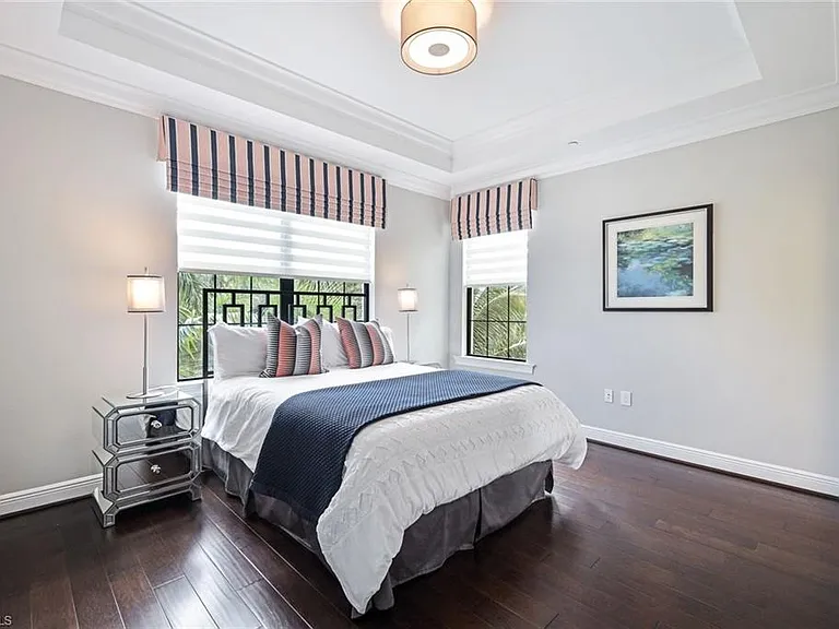 2751 Tiburon Blvd E #201 — Photo 14