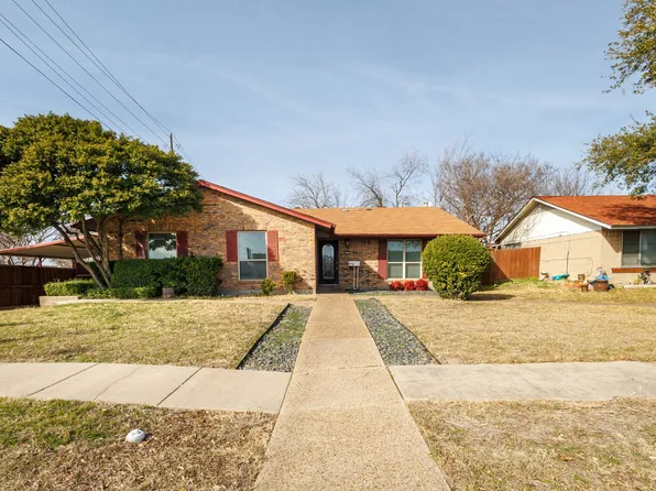 2101 Deerfield Dr, Carrollton, TX 75007