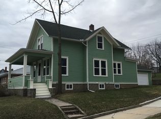 228 E Edgewater St, Cambria, WI 53923