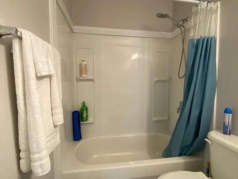 284 Notre Dame St #4 — Photo 12