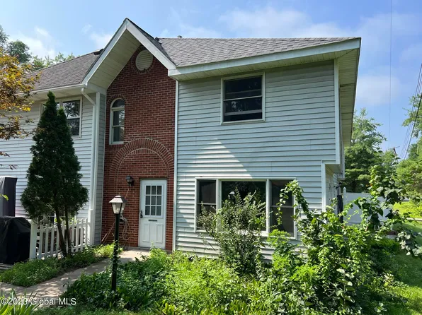 45 Rapp Road APT 16, Albany, NY 12203