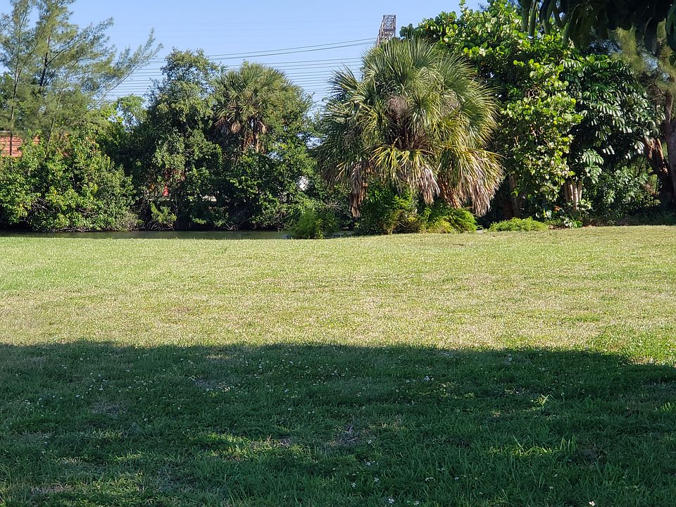 2nd image of 0 NW 7th St