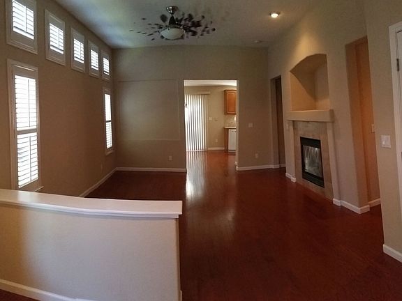 3rd image of 1007 Diamante Dr