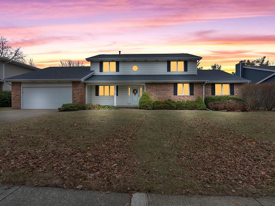 1st image of 404 Chelsea Dr