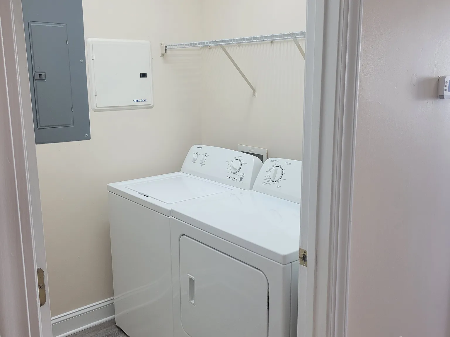 3 bed, 1328 sqft, $1,700 — Photo 3