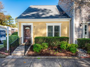 1512 Township Cir, Raleigh, NC 27609