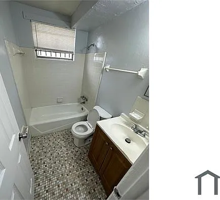 1625 W 26th St #1 — Photo 9