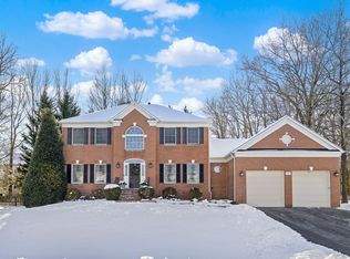 6112 Fox Point Rd, Fredericksburg, VA 22407