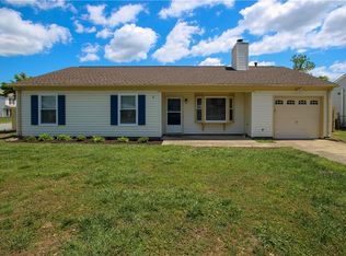 1 Harrogate Ln, Hampton, VA 23666