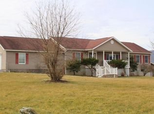 180 Peach Orchard Rd, Mill Hall, PA 17751