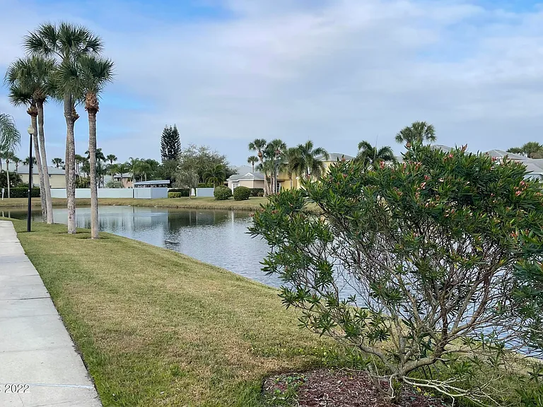 1425 Malibu Cir NE #111 — Photo 57