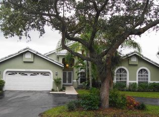 10040 NW 50th Mnr, Coral Springs, FL 33076