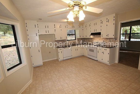 3rd image of 3999 Landress Way