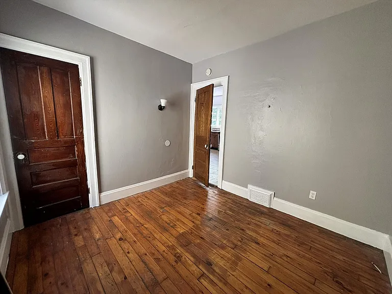 1073 West Ave #1 — Photo 8