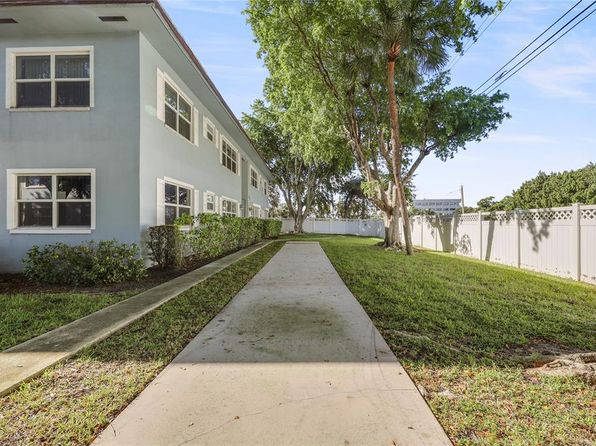 280 S Cypress Rd APT 306